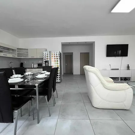 Matyas Vendeghaz Apartment Siofok