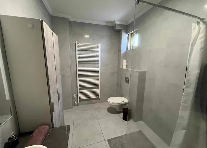 Matyas Vendeghaz דירה שיופוק